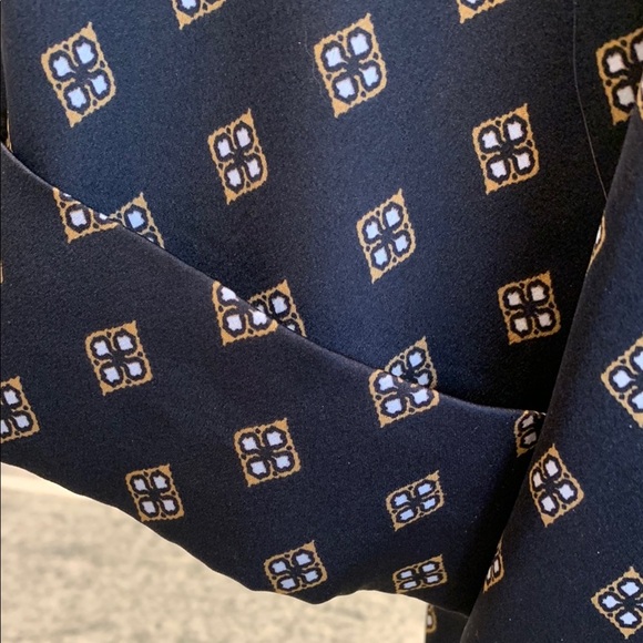 Dynamite Blouse - Picture 4 of 5